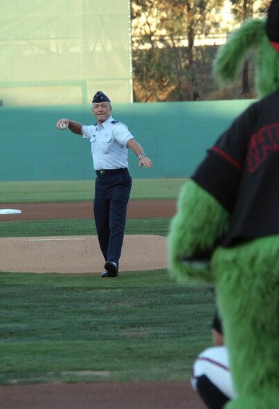 Brig. General Eric Crabtree throws the first pitch at the Lake Elsinore Storm’s March Air Reserve Base Night. (U.S. Air Force photos by Tech. Sgt. Joe Zuccaro)