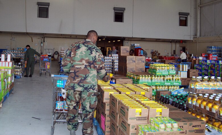 dobbins air force base commissary