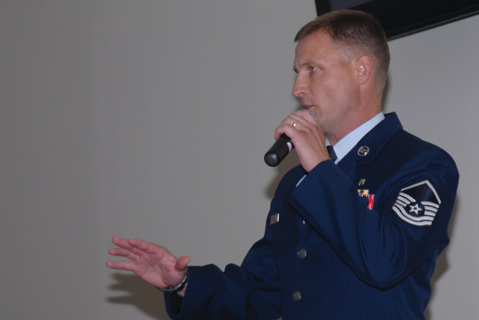 Master Sgt. Rye Bavin, 17th Force Support Squadron, addresses the crowd at the NCO induction ceremony, Goodfellow Air Force Base, Texas, Sept. 2. (U.S. Air Force photo by Staff Sgt. Laura R. McFarlane)

