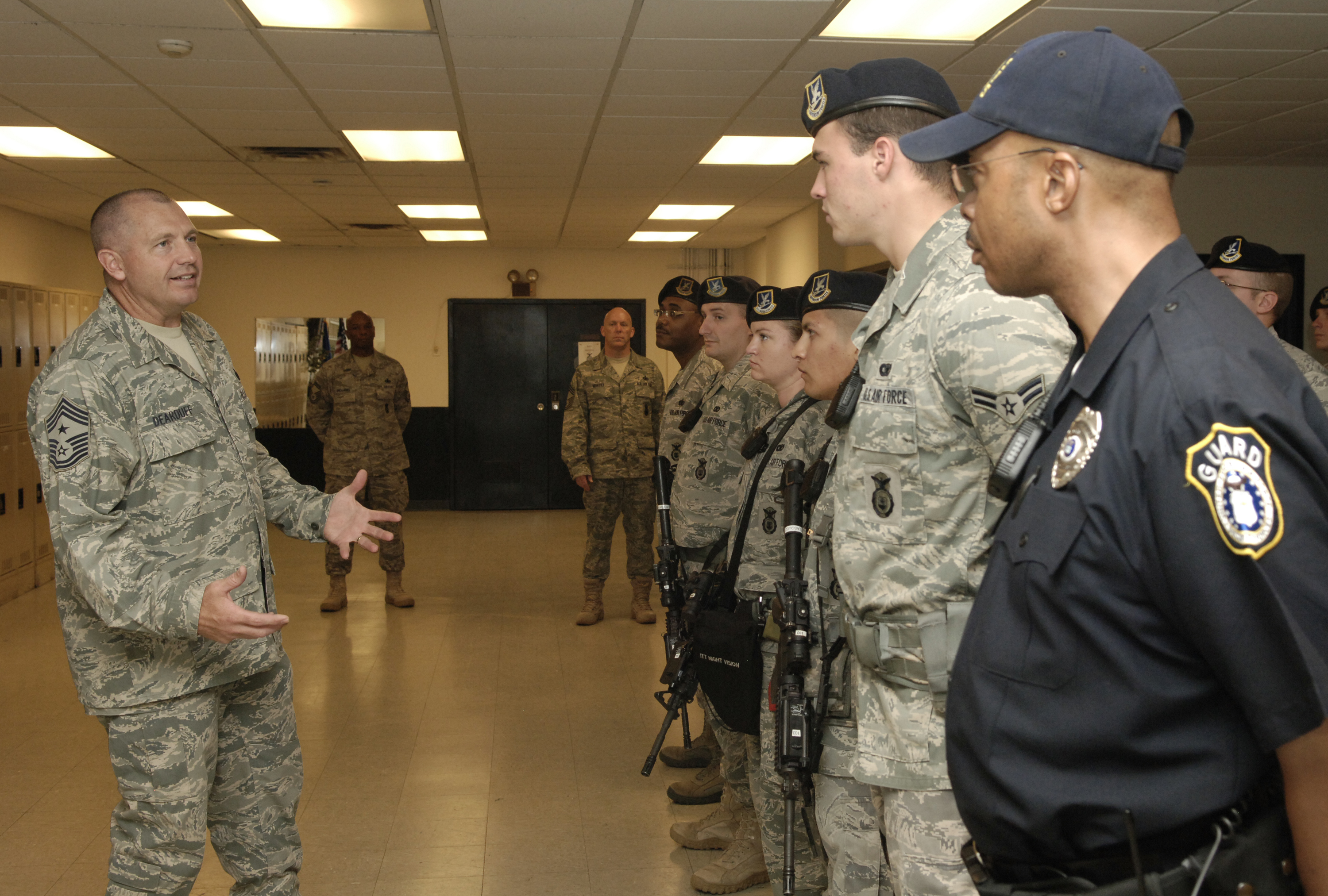 Command chief visits Langley > Joint Base LangleyEustis > Article Display