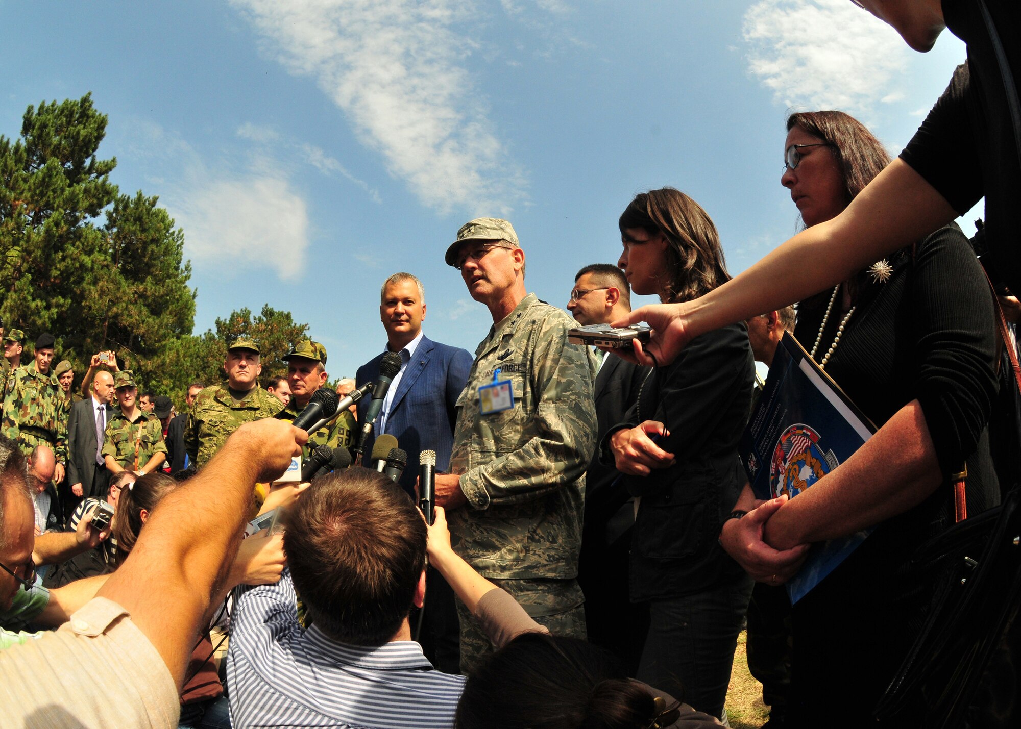 Members of the Serbian media interview Dragan Sutanovac, Republic of Serbia minister of defense, and Maj. Gen. Robert Bailey, Air National Guard assistant to the commander, U.S. Air Forces in Europe, at the MEDCEUR 09 distinguished visitors' day in Nis, Serbia, Sept. 10, 2009.  MEDCEUR is an annual joint and combined medical exercise with a focus on major disaster response and mass casualty situations.  More than 700 exercise participants from 15 countries are taking part in this year’s exercise, which is hosted by Serbia. (U.S. Air Force photo by Staff Sgt. Markus M. Maier)