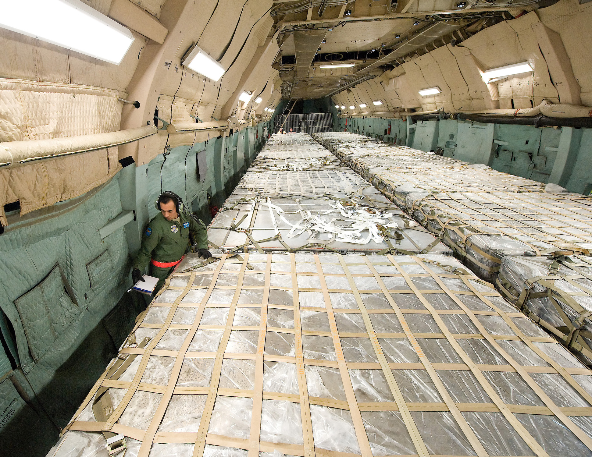 c-5m-super-galaxy-unofficially-sets-41-world-records-u-s-air-force