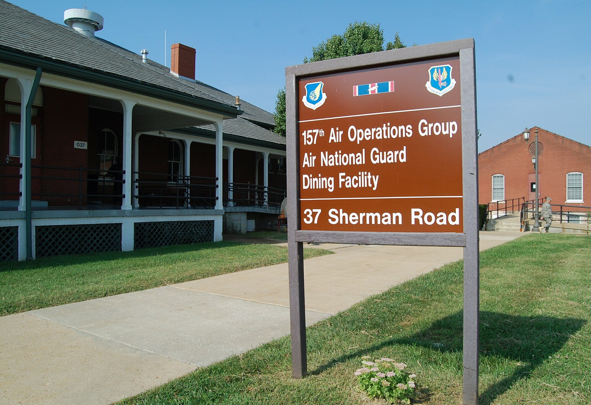 The 131st Force Support Squadron Services section worked with the Army to feed more than 350 troops during the September Unit Training Assembly at the 157th Air Operations Group Air National Guard Dining Facility at Jefferson Barracks.  (Photo by Senior Airman Jessica Donnelly)