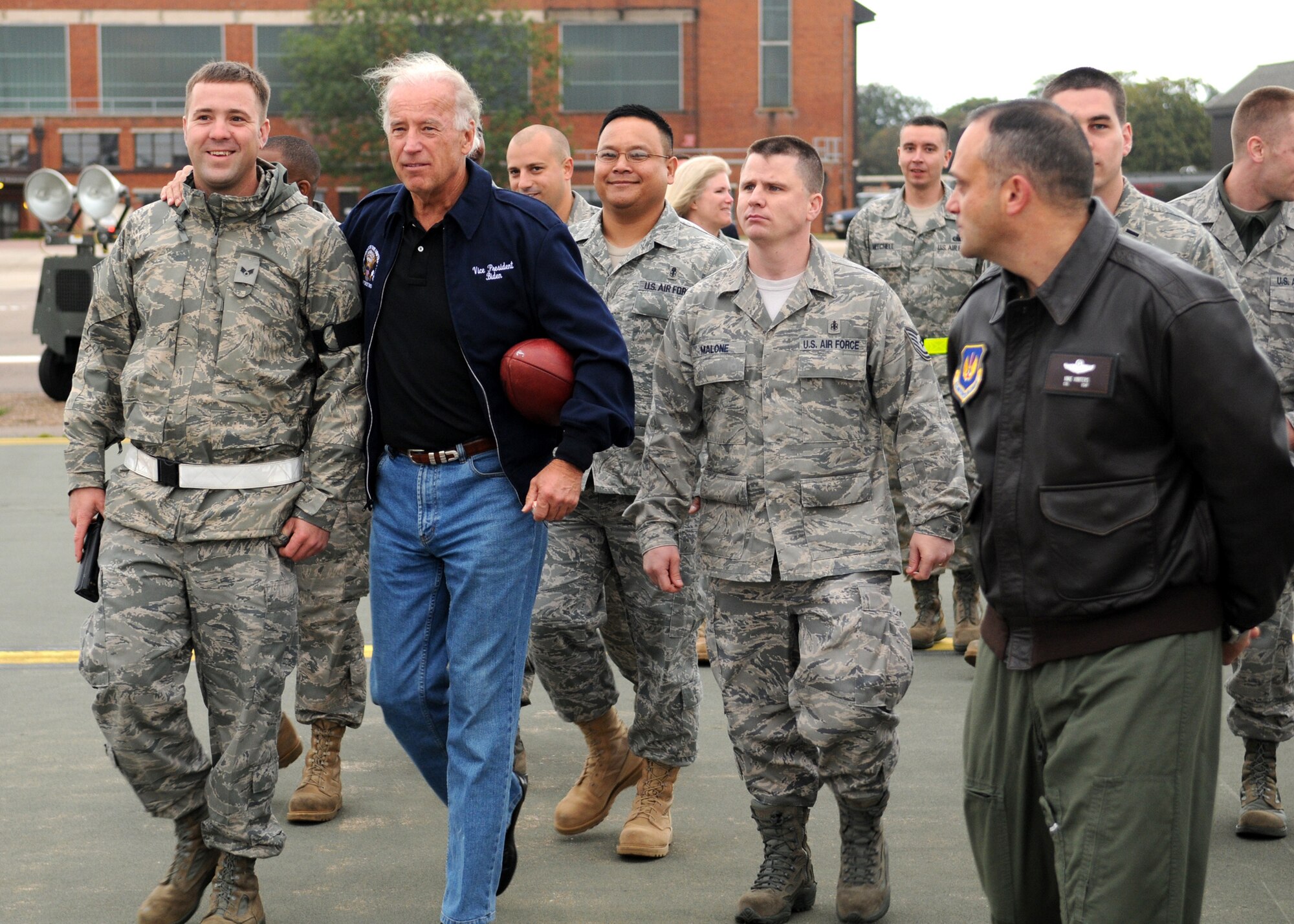 RAF MILDENHALL, England - Vice President Joe Biden talks with a group of Airmen thanking them for their service and support during his brief visit Sept. 15. (U.S. Air Force photo by Staff Sgt. Jerry Fleshman)