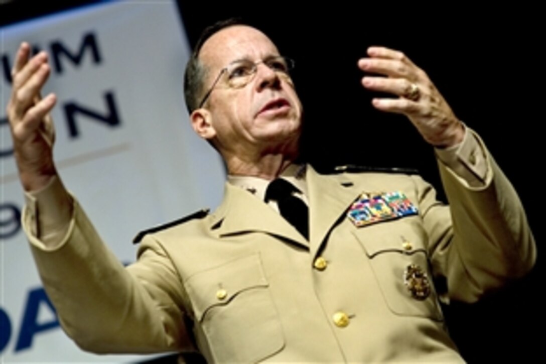 U.S. Navy Adm. Mike Mullen, chairman of the Joint Chiefs of Staff, addresses the audience at the Defense Forum in Alexandria, Va., Sept. 16, 2009.








