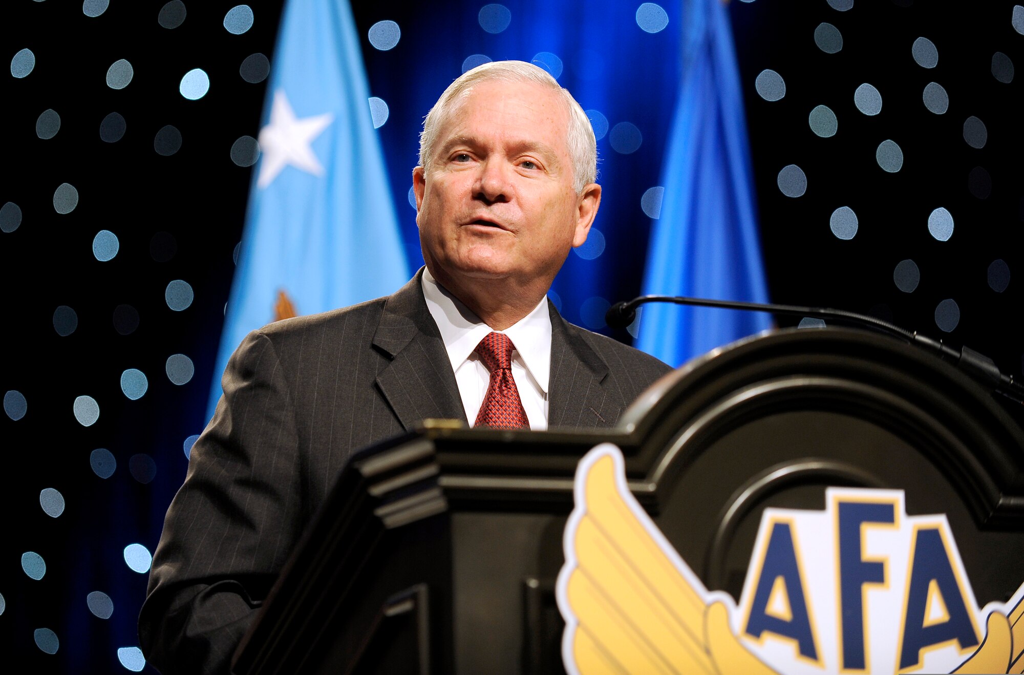 Secretary of Defense Robert M. Gates speaks during the Air Force Association's 2009 Air and Space Conference and Technology Exposition in Washington, D.C., Sept. 16, 2009. The three-day conference features more than 130 exhibitors and more than three dozen speakers and panelists, discussing topics of interest in Air Force and aerospace development. (Department of Defense Photo/Cherie Cullen)
