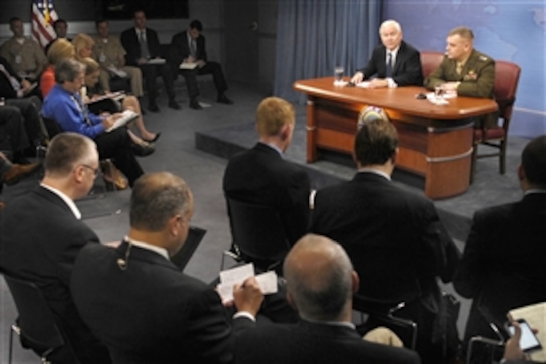 Defense Secretary Robert M. Gates, left, and Marine Gen. James E. Cartwright, vice chairman of the Joint Chiefs of Staff, answer questions from reporters during a press briefing at the Pentagon, Sept. 17, 2009.  