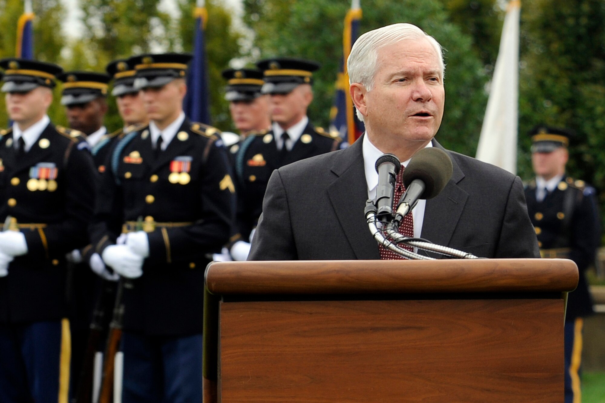Defense Secretary Robert M. Gates addresses the audience during the National POW/MIA Recognition Day Ceremony at the Pentagon, Sept. 18, 2009. (Department of Defense photo/Cherie Cullen)
