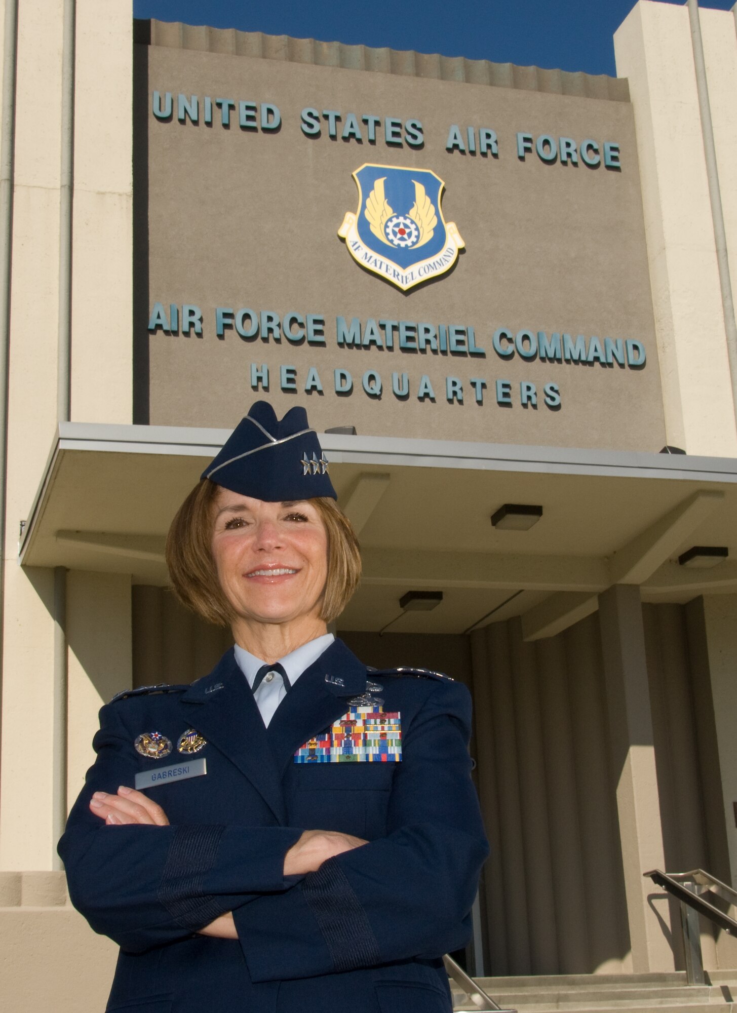 Lt. Gen. Terry L. Gabreski, Air Force Materiel Command vice commander, stands in front of the command's headquarters building at Wright-Patterson Air Force Base, Ohio.  Air Force official announced that General Gabreski will retire from the Air Force effective Nov. 20.  (Air Force photo by Mike Libecap)