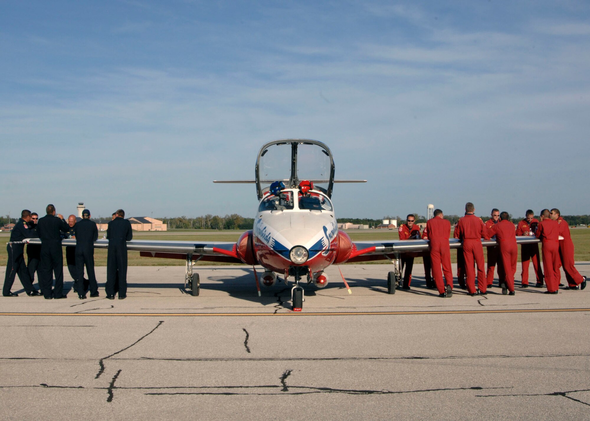 SCOTT AIR FORCE BASE, Ill. -- The Canadian air forces Snowbirds' pilots and maintainers recieved briefs of their upcoming flights just after the arrived at Scott. They stopped twice for refueling before arrving here from Quebec, Canada.  (U.S. Air Force photo/Airman 1st Class Tristin English)