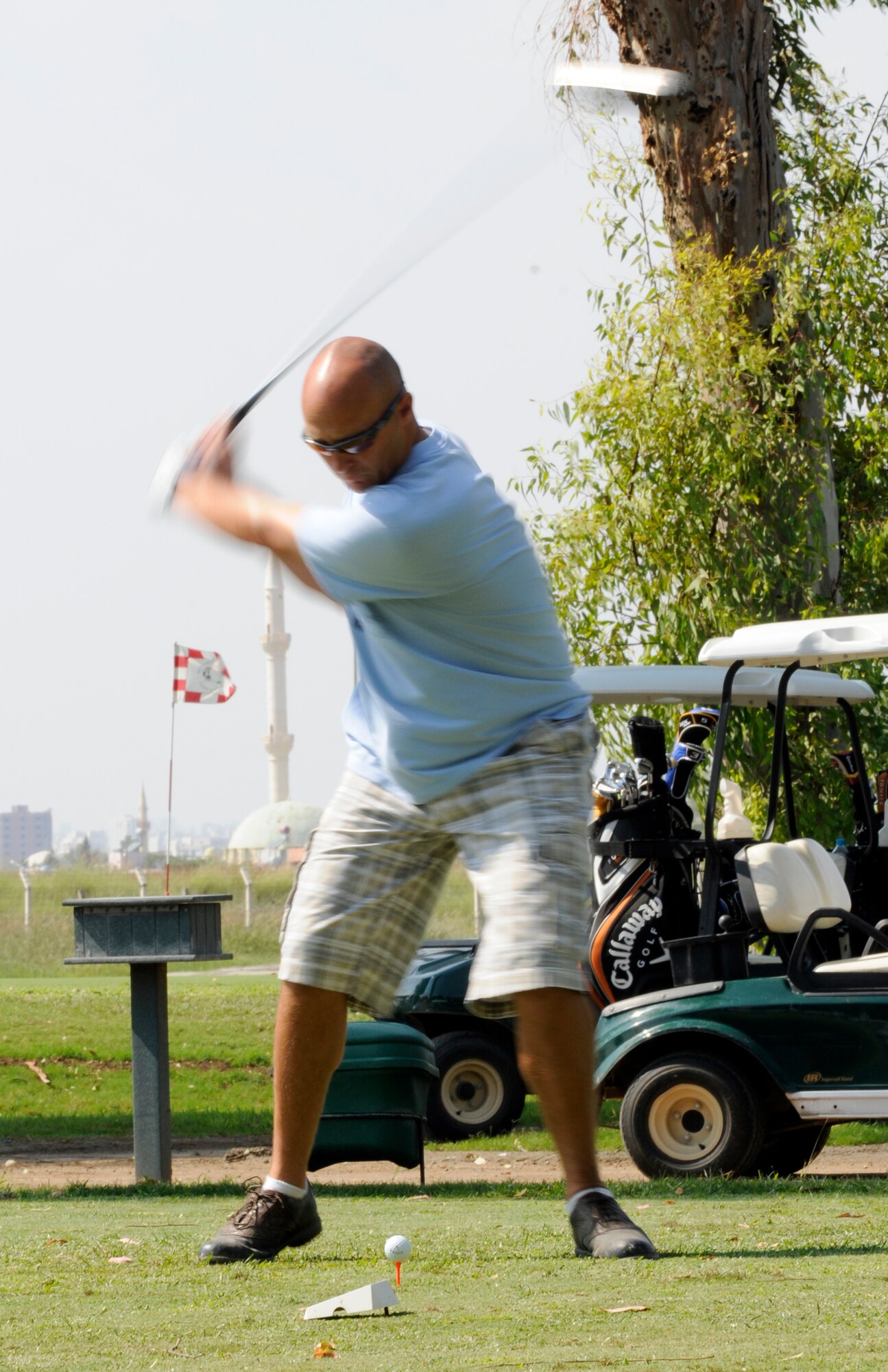 Larry Peters, the dependant of Maili Peters, 39th Force Support Squadron, tees off on the first hole of Hodja Lakes Golf Course during the 2009 Intramural Golf Championship Wednesday, Sept. 16, 2009, at Incirlik Air Base, Turkey.  Peters and his team lost the championship to the team representing the 39th Maintenance Squadron.  The win earned the 39th MXS points toward the Commander’s Trophy which is given to the squadron with the most overall points earned in intramural sports at the end of the year.  (U.S. Air Force photo/Staff Sgt. Raymond Hoy)