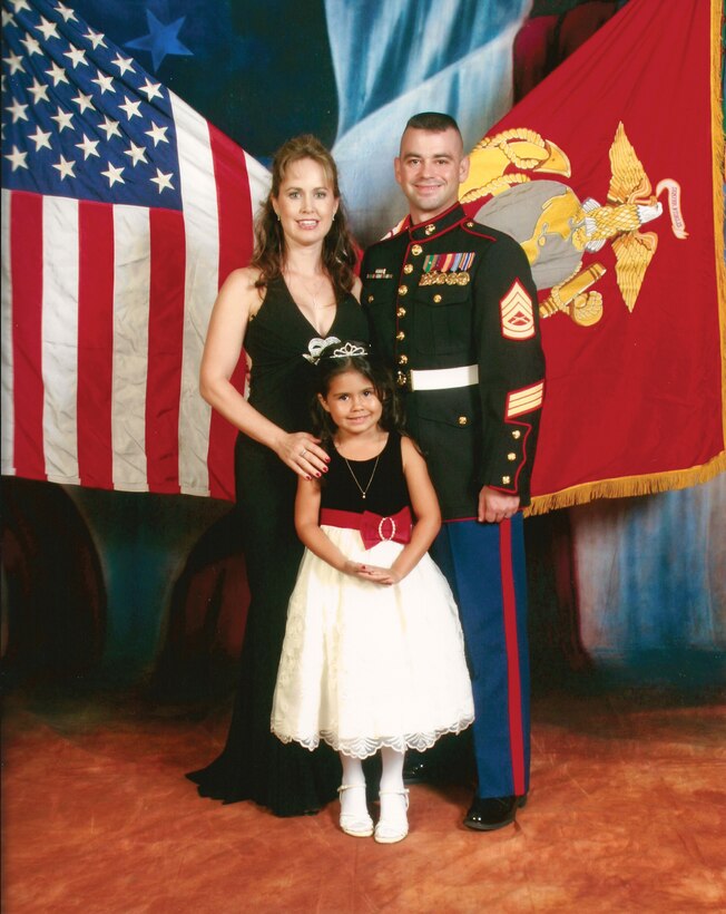 Gunnery Sgt. Victor Sander, company gunnery sergeant, Combat Logistics Battalion 3, is one of ten finalists in the “Dads Making a Difference” contest.