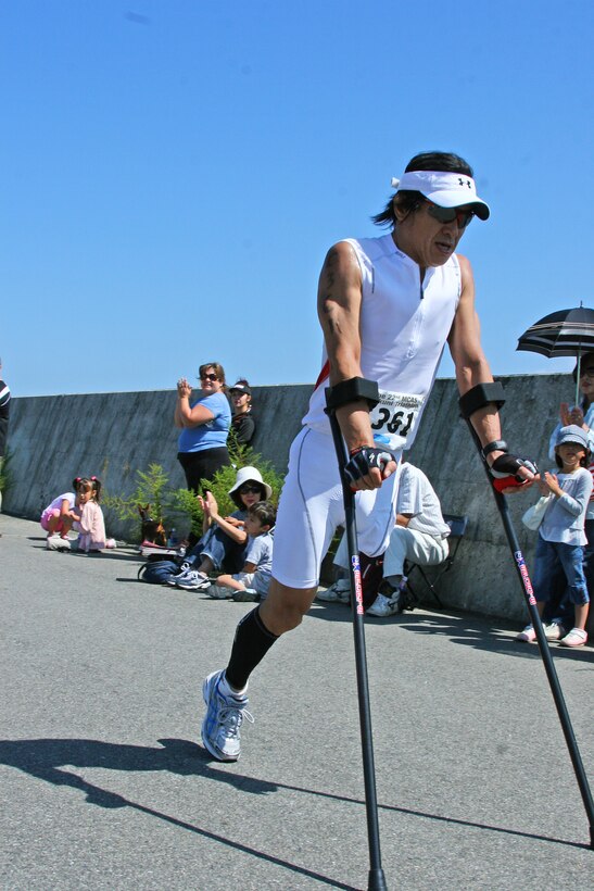 Masafumi Yasui was the only one-legged participant in the 22nd Annual Japanese and American Goodwill Sprint Triathlon held here Sunday. He completed the competition ahead of nearly half of the participants with the aid of his crutches.