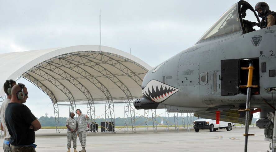 MOODY AIR FORCE BASE, Ga. -- Members of the Air Combat Command Inspector General team from Langley Air Force Base, Va., observe 23rd Aircraft Maintenance Squadron Airmen as they prepare to generate aircraft during the Phase I Operational Readiness Inspection here Sept. 22. During the inspection, the wing is tested on its ability for rapid deployment of personnel, equipment and assets. (U.S. Air Force photo by Senior Airman Schelli Jones)