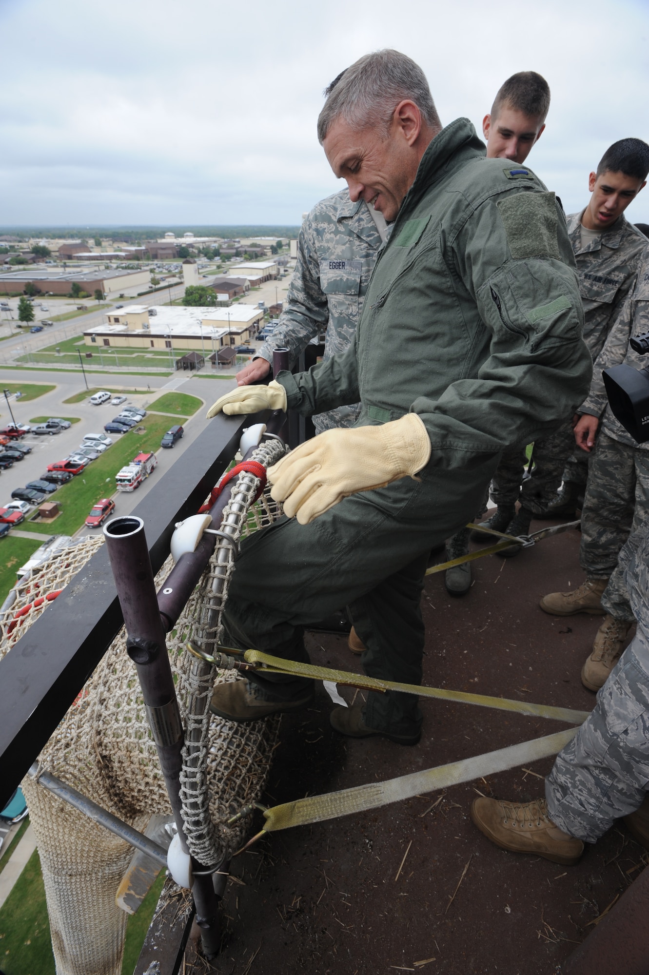 A long way down! > Whiteman Air Force Base > Article Display