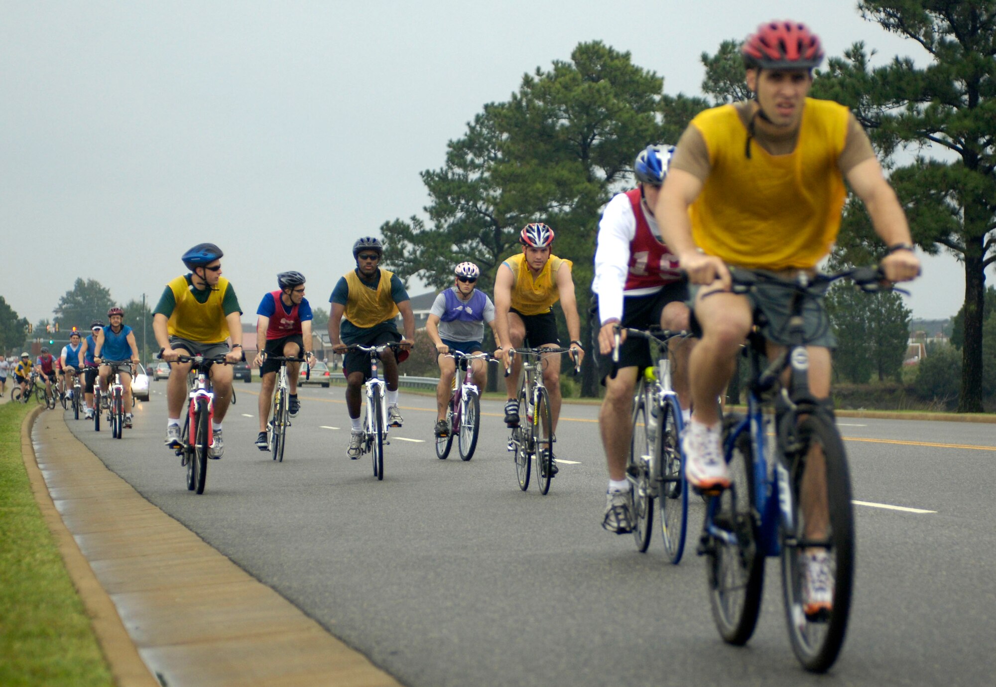 LANGLEY AIR FORCE BASE, Va. – Members of Team Langley begin a 10K cycle during a triathlon here Sept. 25. Approximately 21 teams signed up to battle it out in the 10K cycle, 5K run and 1.2K row. (U.S. Air Force Photo/Staff Sgt Christina M. Styer)