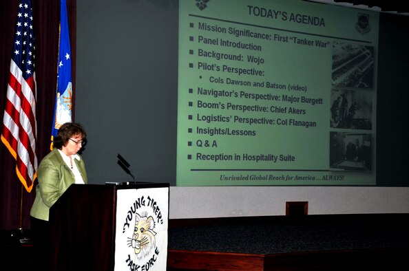 Ms. Gail Wojtowicz, Air Mobility Command Headquarters director of staff, narrates the opening of the Air Mobility Command Tanker "Living Legends" Speaker Series event on the Vietnam War in the Global Reach Planning Center at Scott Air Force Base, Ill., on Sept. 24, 2009.  The purpose of the speaker series is to commemorate 80 years of air refueling history.  (U.S. Air Force Photo/Tech. Sgt. Scott T. Sturkol)