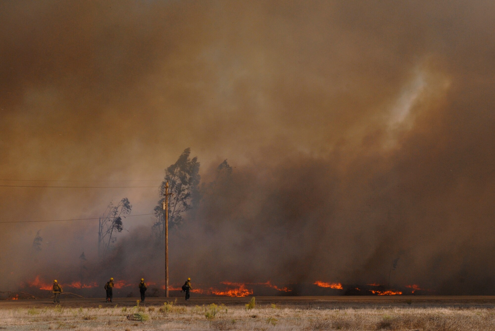 VANDENBERG AIR FORCE BASE, Calif. - Vandenberg and local fire departments respond to a fire started near Vandenberg Middle School  here Sept. 30 at approximately 11:45. Over 350 acres were burned by the fire. (U.S. Air Force photo/Senior Airman Andrew Satran)

