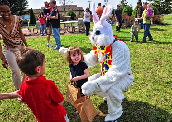 Members of the 914th and 107th Airlift Wings and their families participate in the Children?s Easter Egg Hunt at the Niagara Falls Air Reserve Station, April 3, 2010, Niagara Falls NY. The egg hunt was held behind the Falcons Club where candy filled plastic eggs where hidden for the children to find. (U.S. Air Force photo by Staff Sgt. Joseph McKee)