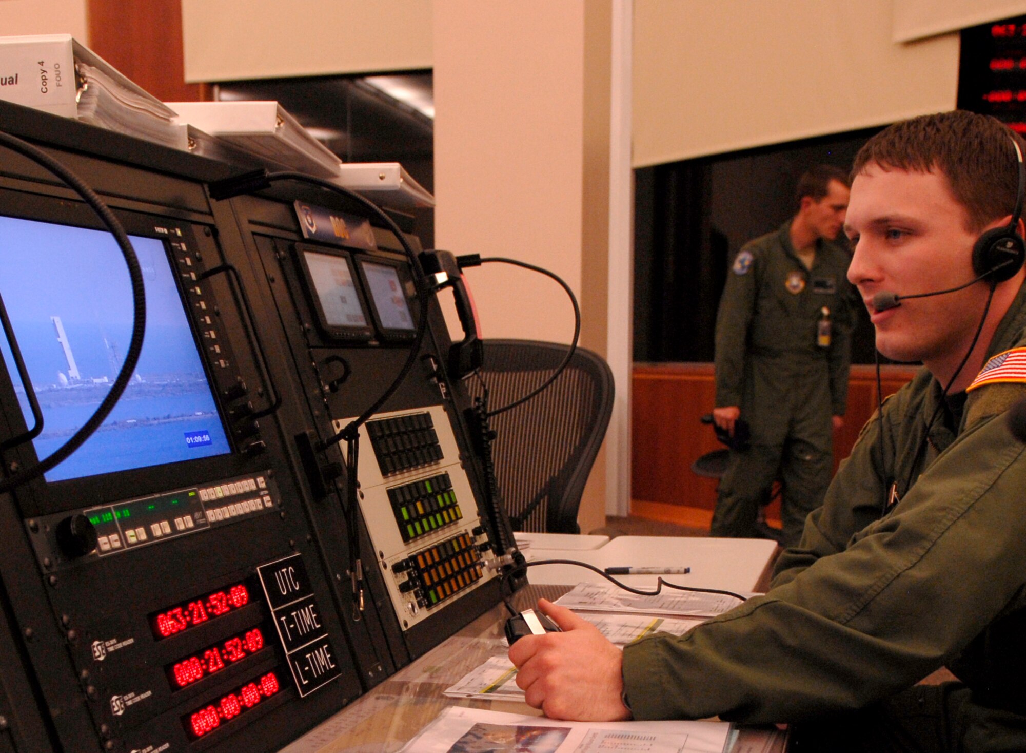 VANDENEBERG AIR FORCE BASE, Calif. – Preparing to compete in the Guardian Challenge, 1st Lt. David Shaffer, the 30th Operations Group team range operations commander, works in some extra practice before the competition begins here Friday, April 9, 2010. Guardian Challenge is an Air Force Space Command competition, held every other year between March and May, featuring teams from 10 AFSPC wings. (U.S. Air Force photo/Senior Airman Andrew Satran)