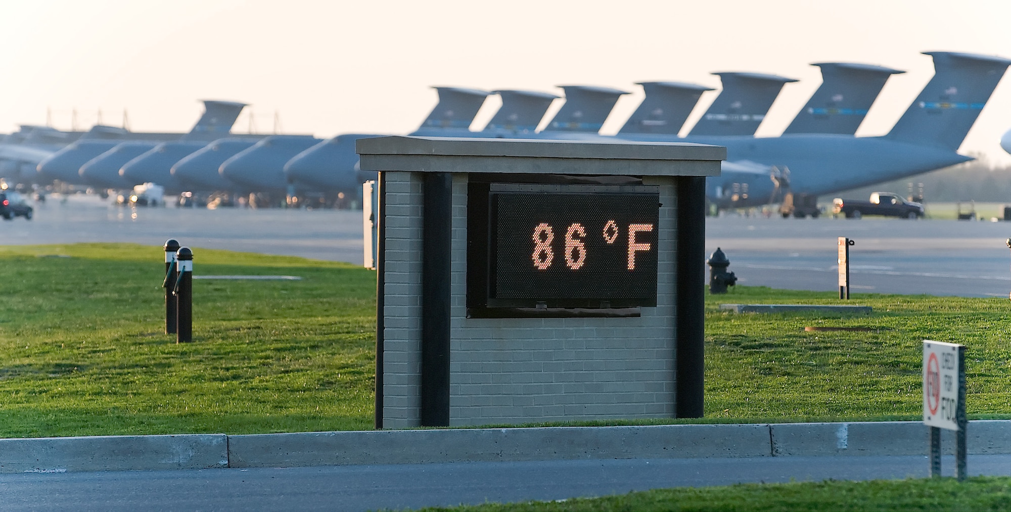 A recent heat wave in Delaware broke records set in 1929.  The temperature at Dover Air Force Base, Del., reached 86 degrees April 6.   (U.S. Air Force photo/Roland Balik)