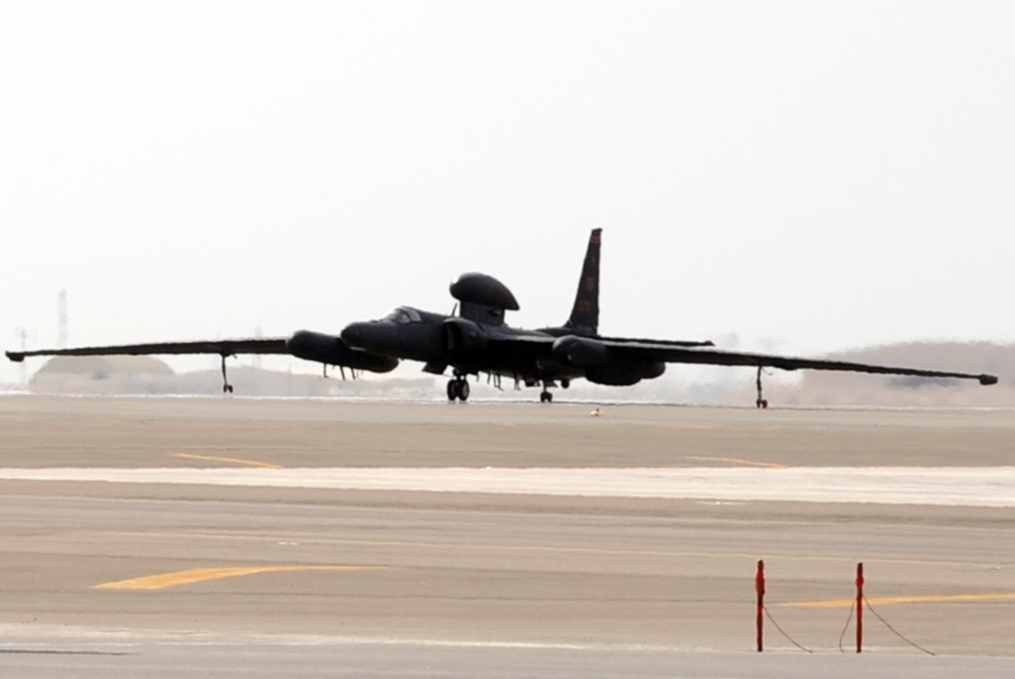 A pilot from the 99th Expeditionary Reconnaissance Squadron guides a U-2 Dragon Lady to a parking space at non-disclosed base in Southwest Asia after completing a combat mission in the U.S. Central Command area of responsibility April 5, 2010. The U-2 is deployed from Beale Air Force Base, Calif. The 99th ERS, as part of the 380th Air Expeditionary Wing, supports operations Iraqi Freedom and Enduring Freedom and the Combined Joint Task Force-Horn of Africa. (U.S. Air Force Photo/Master Sgt. Scott T. Sturkol/Released)