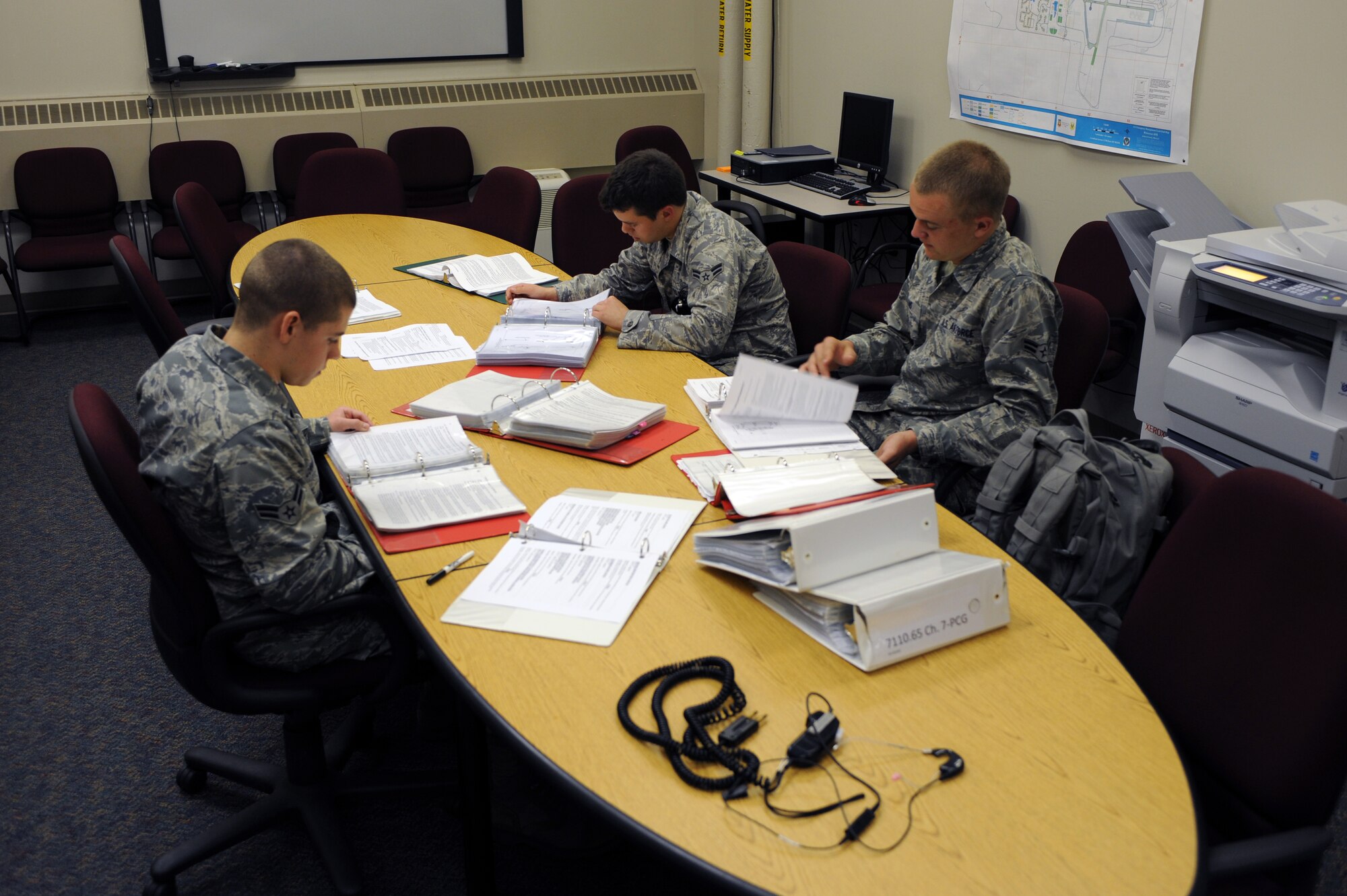 WHITEMAN AIR FORCE BASE, Mo. - Air Traffic Control trainees study for upgrade training, April 13, 2010.  Trainees undergo rigorous training to become 5-levels.(U.S. Air Force photo/Staff Sgt. Jason Huddleston)

