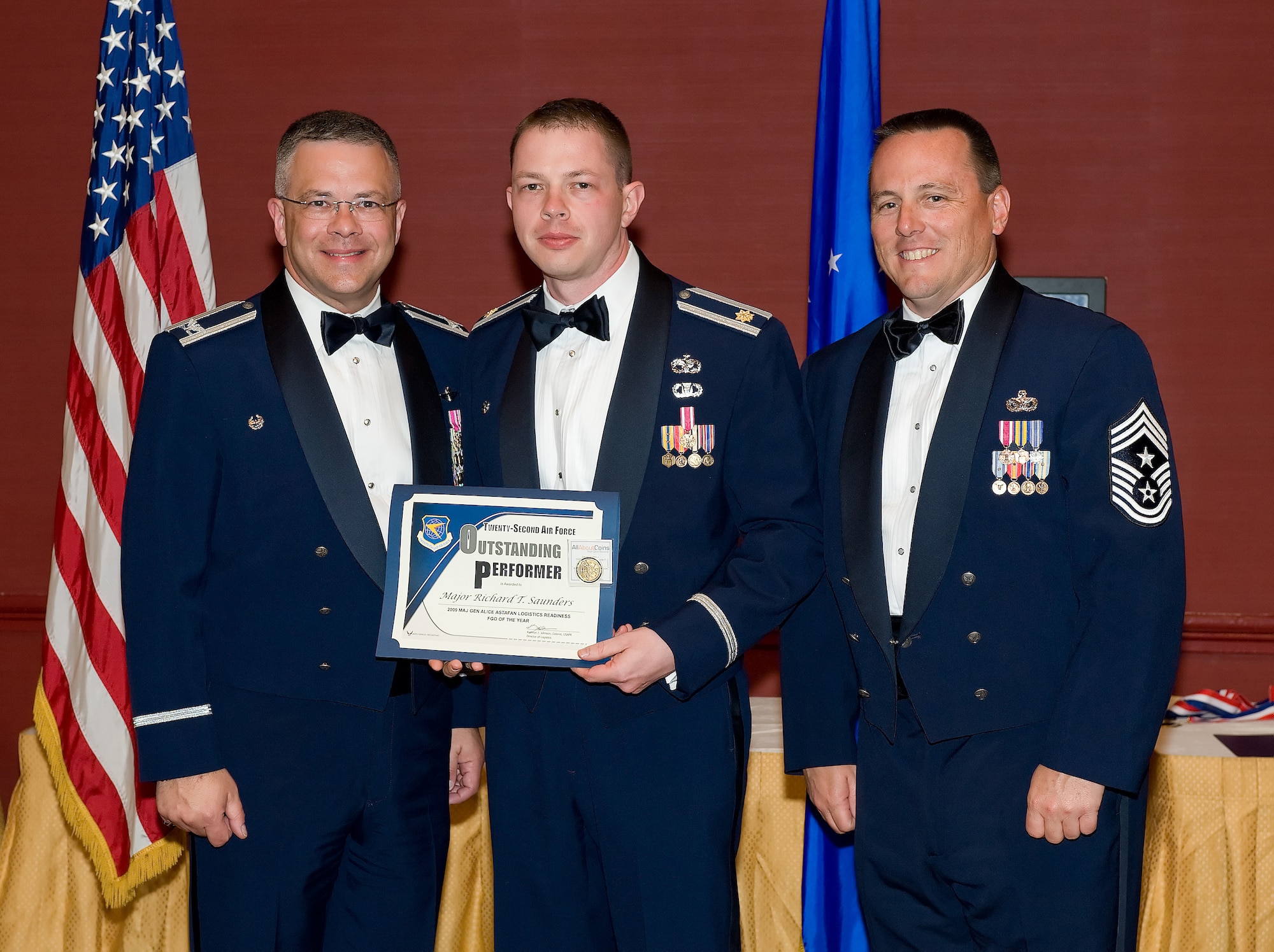 Maj. Richard Saunders, 46th Aerial Port Squadron, is the 2009 22nd Air Force Maj. Gen. Alice Astafan Logisitcs Field Grade Officer of the Year. He was recognized for his accomplishments during the 512th AW Annual Awards Banquet April 10 at the Sheraton in Dover. (U.S. Air Force photo/Jason Minto) 