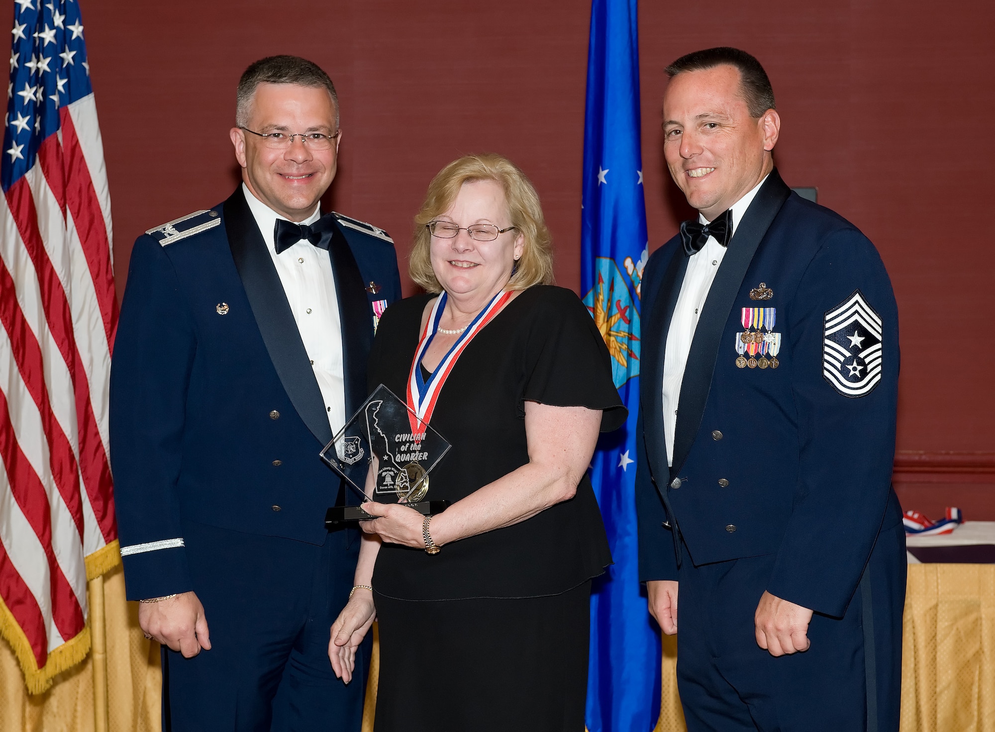 Marilyn Larson, 512th Maintenance Group secretary, is the 2009 512th Airlift Wing Civilian of the third quarter. She was recognized for her accomplishments during the 512th AW Annual Awards Banquet April 10 at the Sheraton in Dover. (U.S. Air Force photo/Jason Minto) 