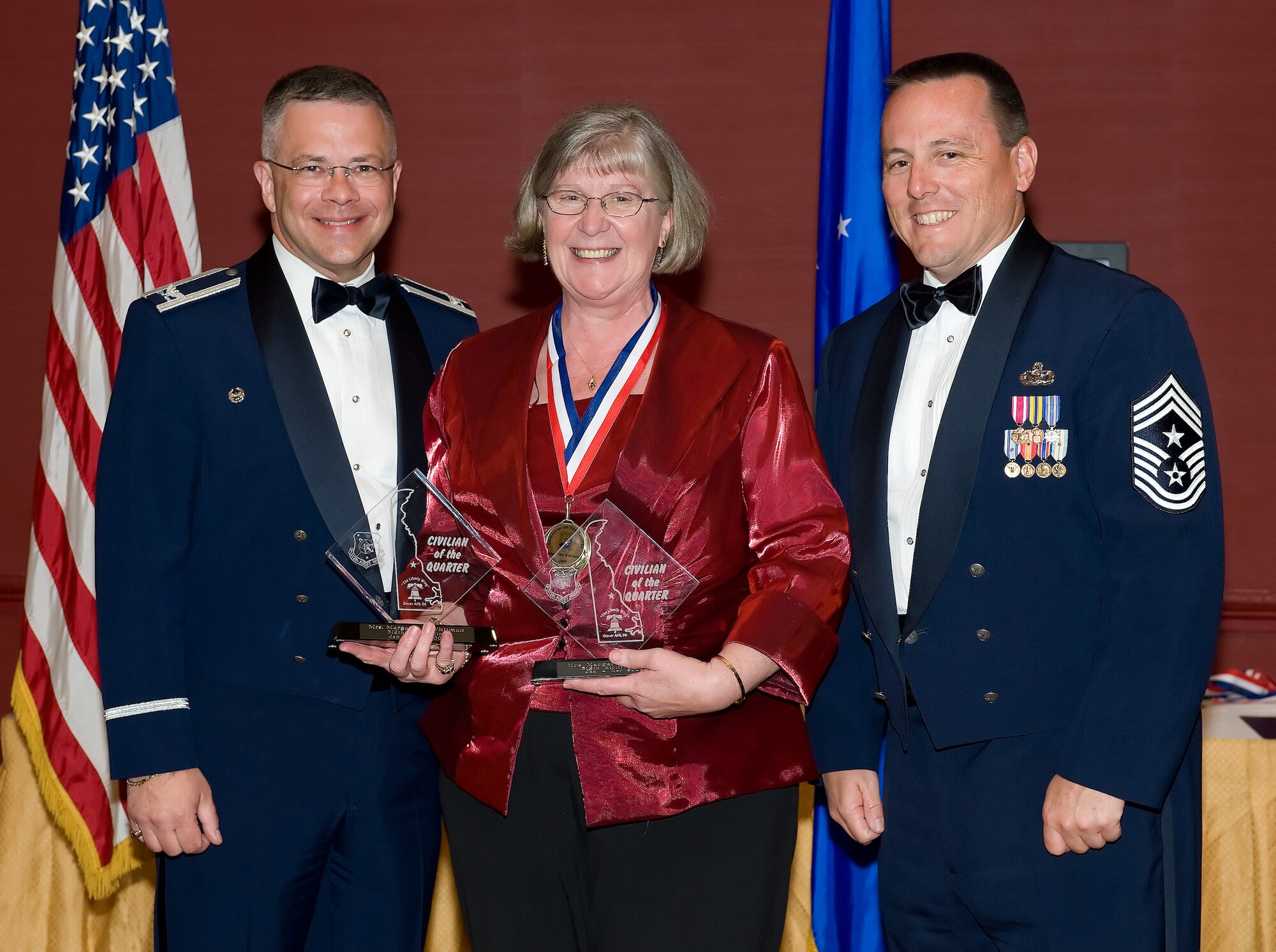 Margaret Whitman, 512th Airlift Wing secretary, is the 2009 512th Airlift Wing civilian of the first and fourth quarters. She was recognized for her accomplishments during the 512th AW Annual Awards Banquet April 10 at the Sheraton in Dover. (U.S. Air Force photo/Jason Minto) 