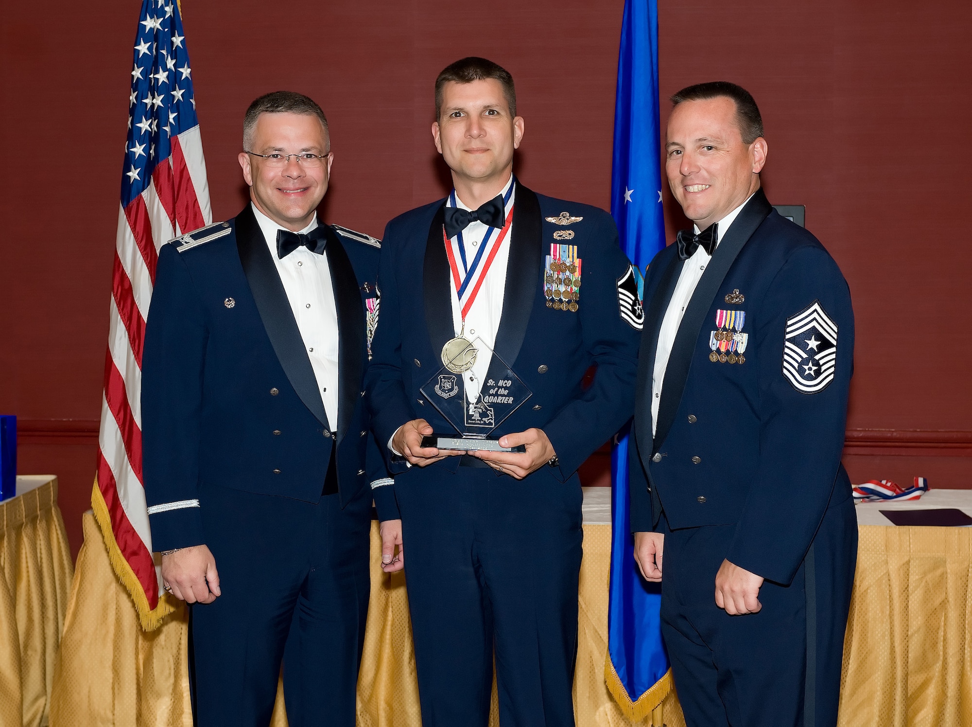 Master Sgt. John Witzke, 709th Airlift Squadron, is the 2009 512th Airlift Wing Senior NCO of the fourth quarter. He was recognized for his accomplishments during the 512th AW Annual Awards Banquet April 10 at the Sheraton in Dover. (U.S. Air Force photo/Jason Minto) 