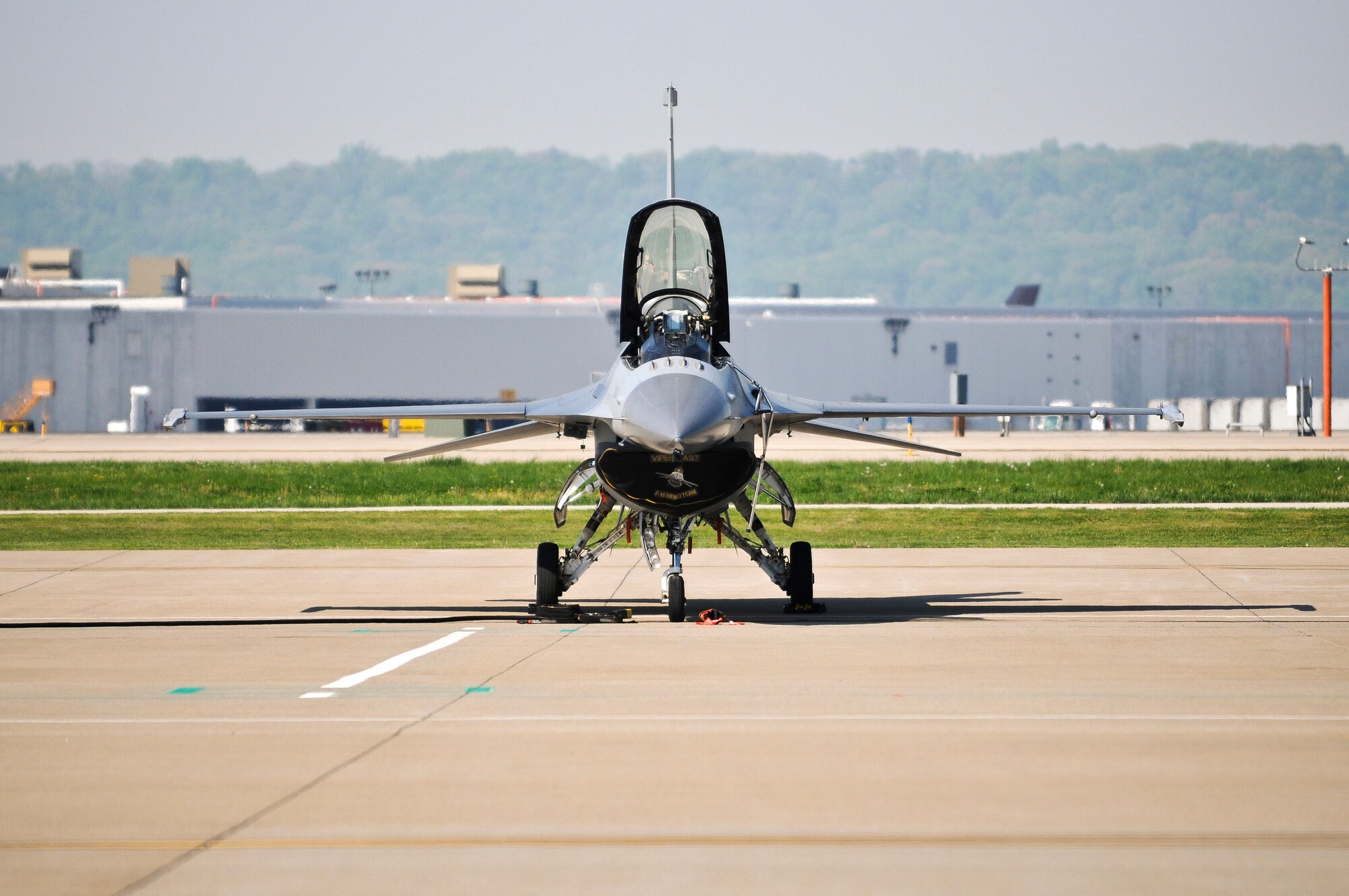 An F-16 Fighting Falcoln from the Viper East Demo Team at Shaw Air Force Base, S.C., arrives at the Kentucky Air National Guard Base in Louisville, Ky., on April 15, 2010. The demo team, assigned to the 20th Fighter Wing, will be performing in the Thunder Over Louisville airshow this weekend. (U.S. Air Force photo by Senior Airman Maxwell A. Rechel)