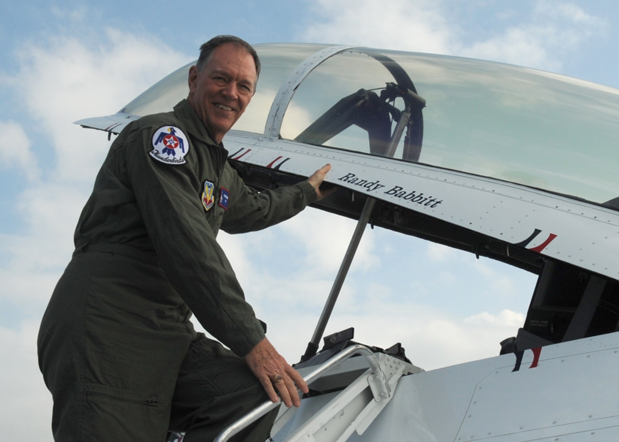 During his visit with the U. S. Air Force Thunderbirds April 15, 2010, at Nellis Air Force Base, Nev., Randy Babbitt, the administrator of the Federal Aviation Administration, received a familiarization flight with the demonstration team. (U.S. Air Force photo/Master Sgt. Pam Anderson)