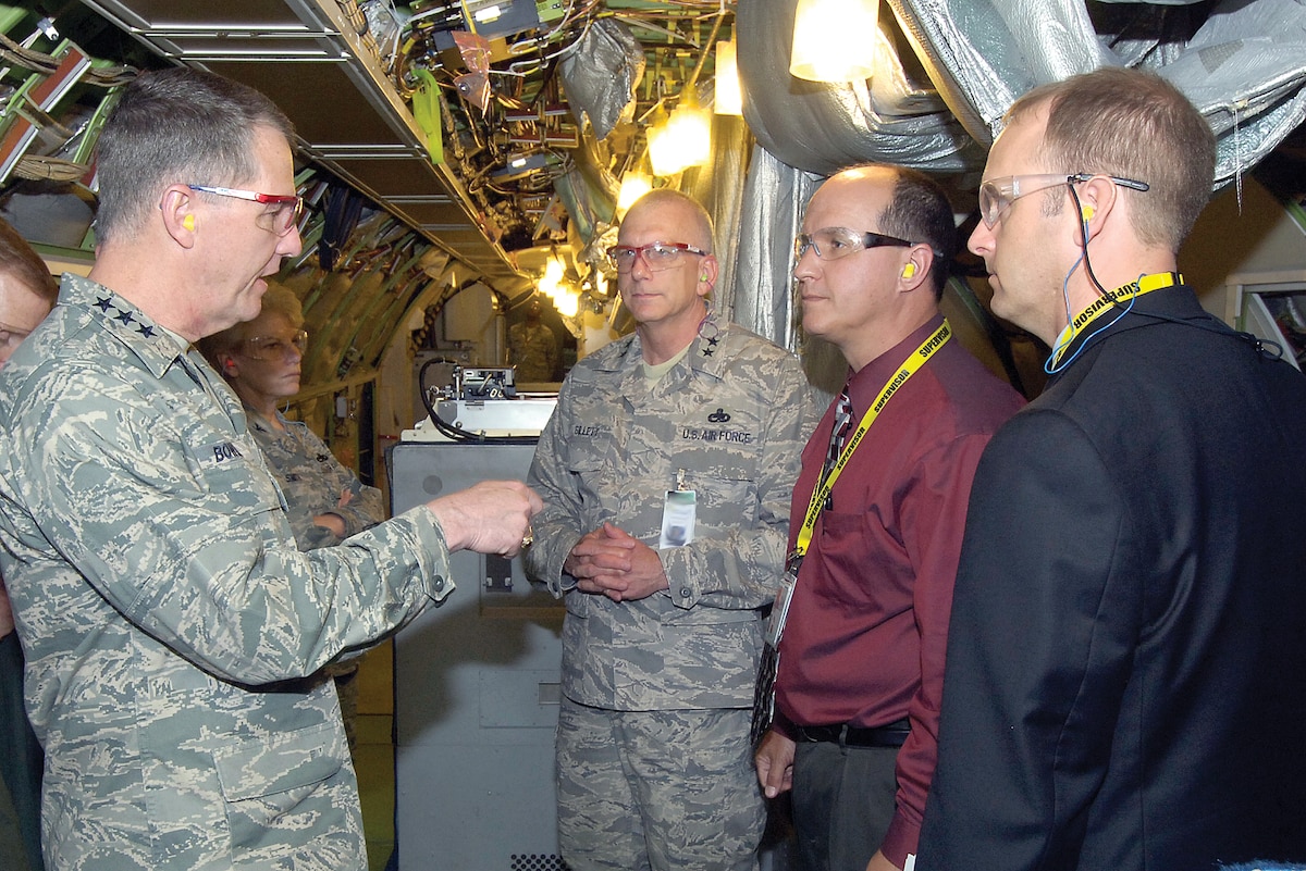 Electronic Systems Center, Tinker share plans for E3 mods > Tinker Air