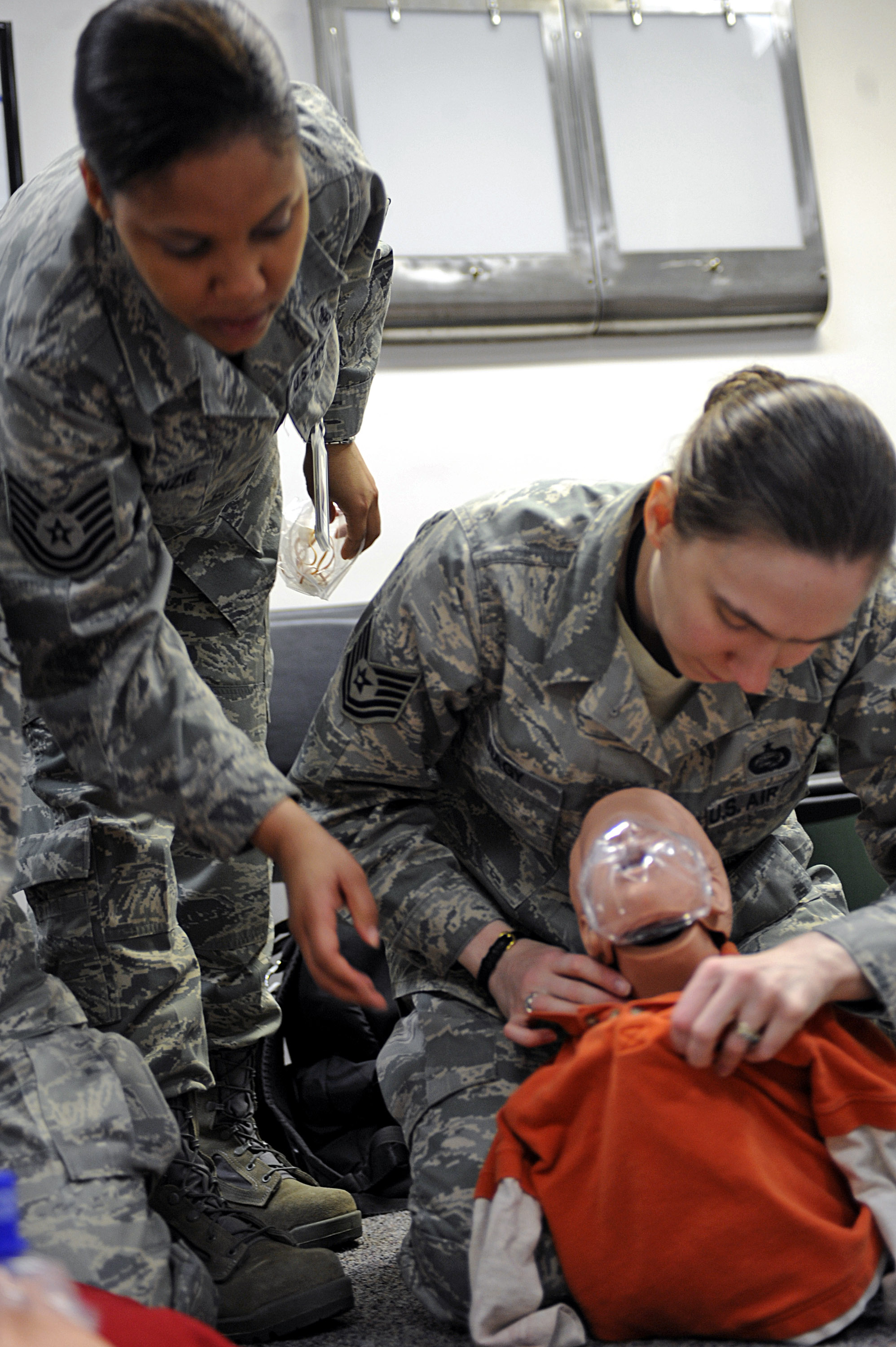 Photos: Airmen take heart saver course gt Air Combat Command gt Article