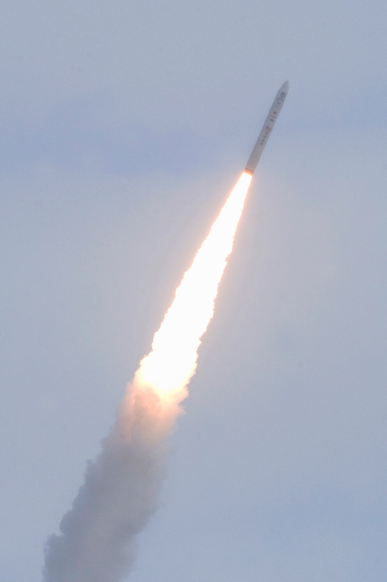 VANDENBERG AIR FORCE BASE, Calif. – Team Vandenberg launched the first Minotaur IV Lite launch vehicle at 4 p.m. Thursday, April 22, 2010, from Space Launch Complex-8 here. The rocket launched the Defense Advanced Research Projects Agency's Falcon Hypersonic Technology Vehicle 2. (U.S. Air Force photo/Airman 1st Class Andrew Lee)