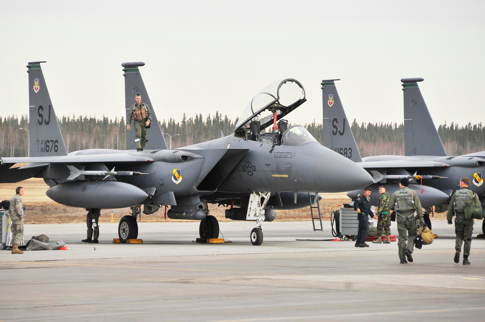 Aircrews with F-15E Strike Eagles prepare for their first day of flying during Red Flag-Alaska 10-2, April 19, 2010, at Eielson Air Force Base, Alaska. The Strike Eagles are assigned to Seymour Johnson AFB, N.C. (U.S. Air Force photo/Staff Sgt. Christopher Boitz)
