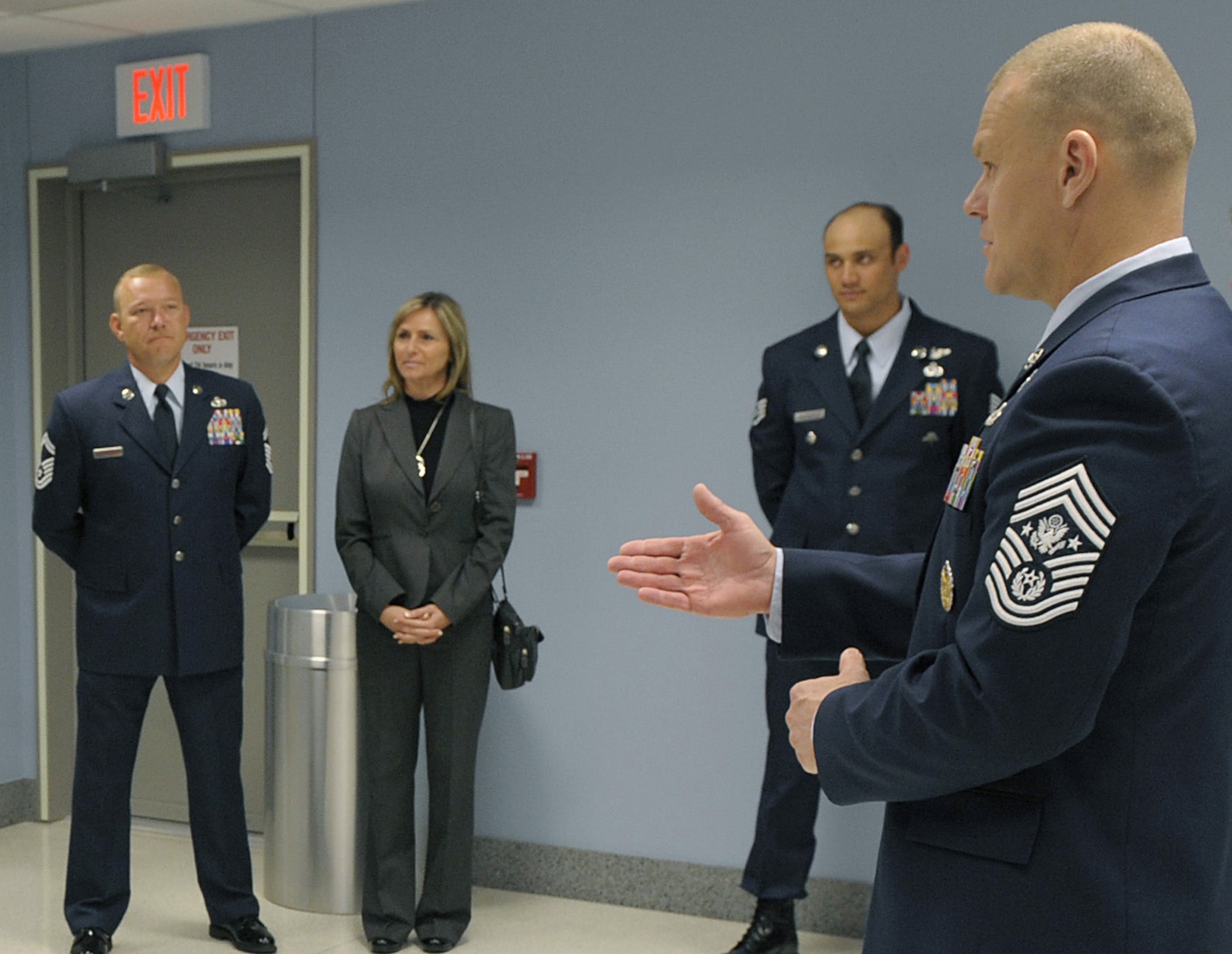 Chief Master Sergeant of the Air Force James Roy, right, meets with the recipients of the 2009 Lance P. Sijan Leadership Award and their families prior to a presentation ceremony April 21, 2010, in the Pentagon's Hall of Heroes. Senior Master Sgt. Jesse Schraner, 1st Special Operations Logistics Readiness Squadron deployments and distribution superintendent, left, was the senior enlisted recipient of the annual award given to four Airmen who demonstrate outstanding leadership abilities both in and out of uniform.  (U.S. Air Force photo/Jim Varhegyi)