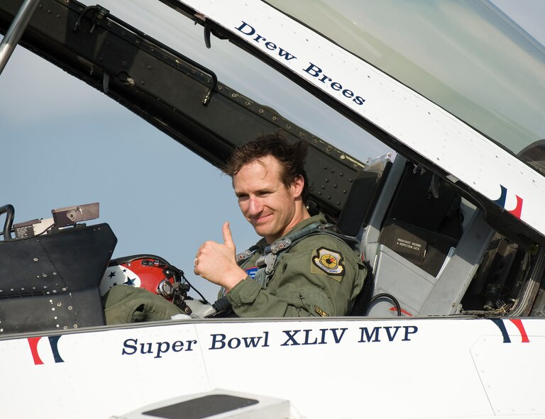 BARKSDALE AIR FORCE BASE, La. -- Drew Brees, New Orleans Saints quarterback and Super Bowl XLIV MVP, gives a thumbs up after a flight in a United States Air Force Thunderbirds' F-16 here Friday, April 23. Drew Brees and teammate Jabari Greer visited Barksdale to meet with Airmen and fly with the Thunderbirds. (U.S. Air Force photo by Senior Airman Chad Warren)(RELEASED)