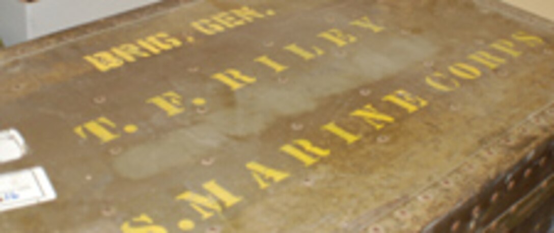 Gen Riley footlocker