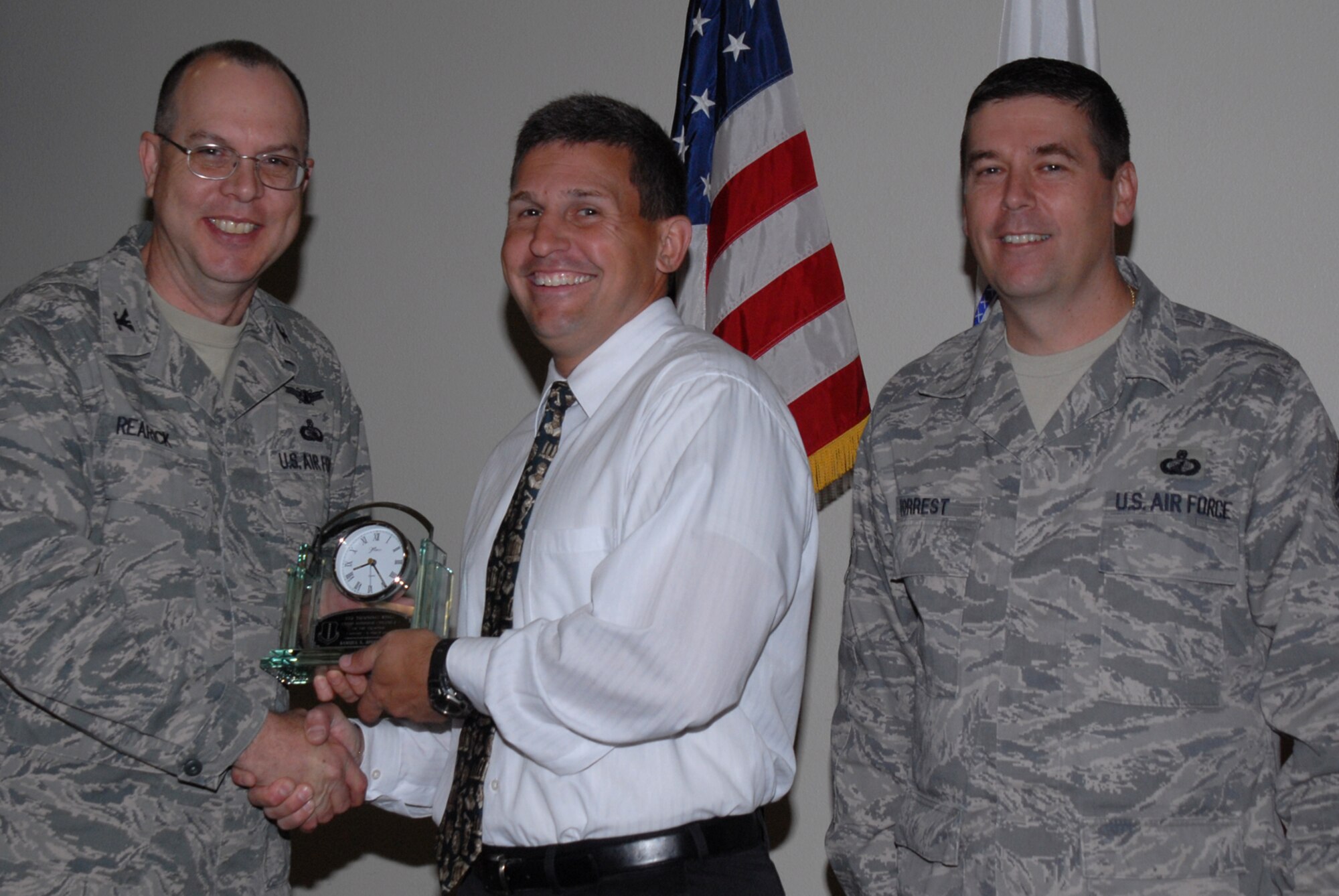 GOODFELLOW AIR FORCE BASE, Texas -- Samuel Spooner, 17th Training Wing safety office, receives 17th Training Wing Civilian Supervisor of the Quarter Category 2 during the wing quarterly award ceremony, April 27, 2010. (U.S. Air Force photo/Staff Sgt. Laura R. McFarlane)
