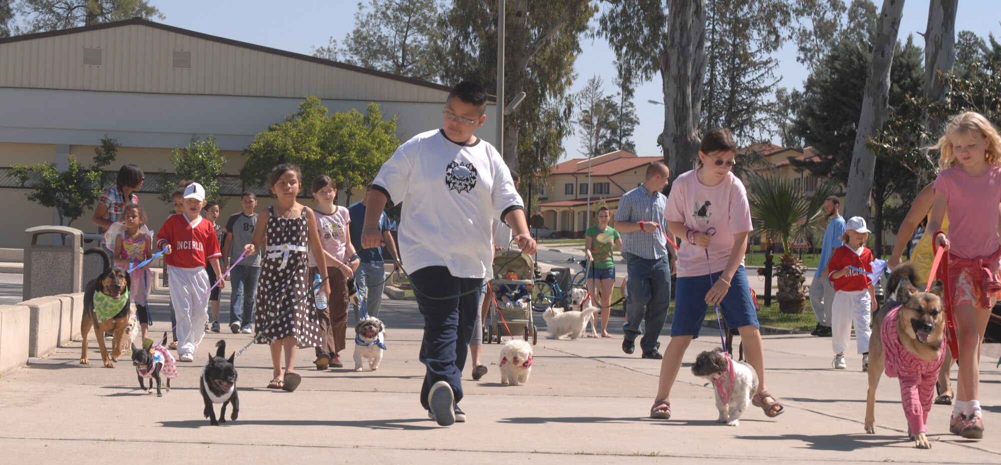 Incirlik members dressed their K-9 companions and participated in a pet parade during Pet Daze, a pet appreciation event hosted by the Incirlik Commissary Saturday, April 24, 2010 at Incirlik Air Base, Turkey.  The event highlighted the commissary’s new initiative, “Your Pet, Your Family.”  About 35-40 pets and their caretakers attended.  (U.S. Air Force photo/Tech. Sgt. Valda Wilson)
