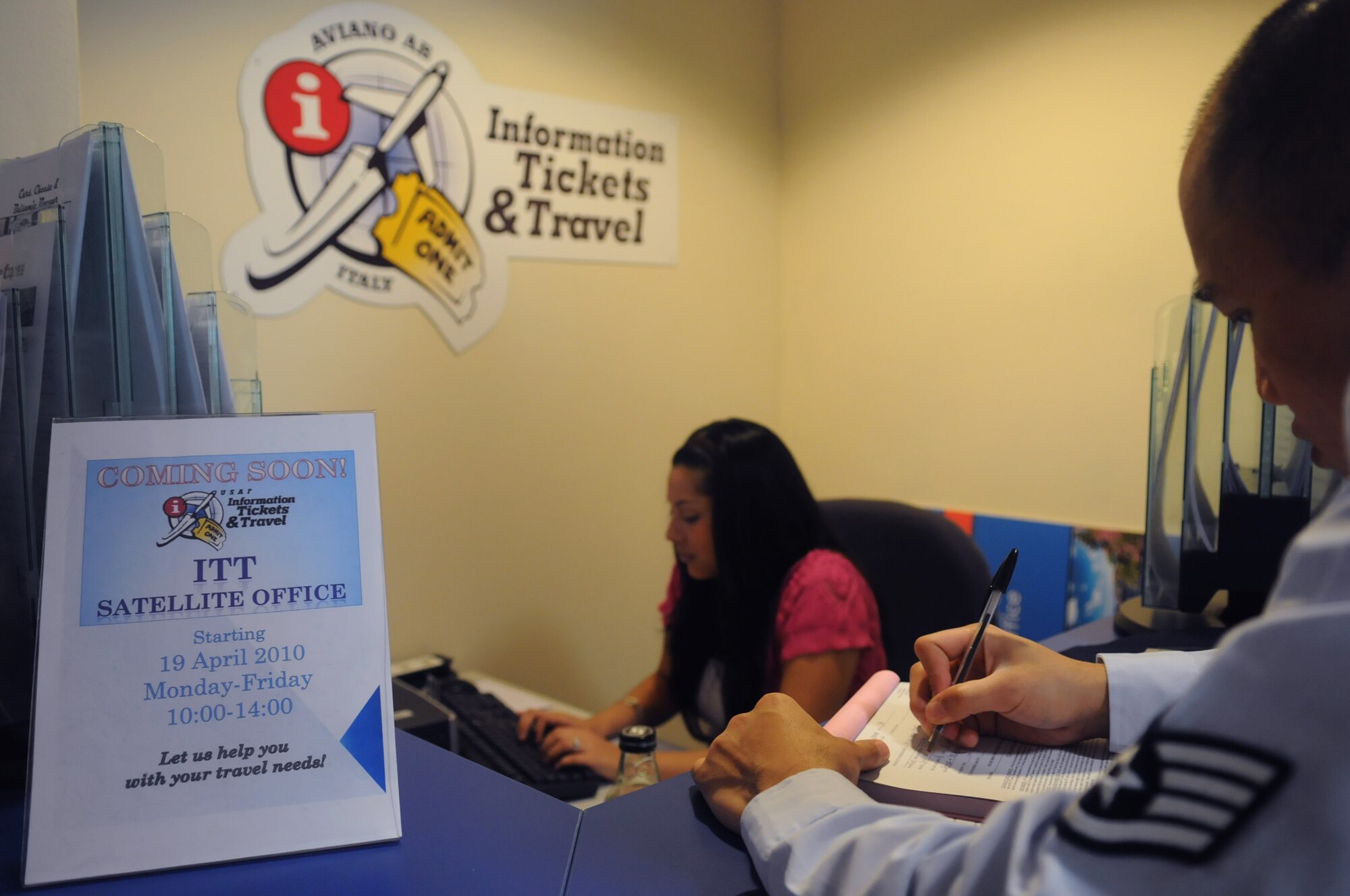 Lissette Perry, Information, Tickets and Travel recreation assistant, helps a customer sign up for an upcoming trip at the new kiosk center April 30. The new center is now open at the Mountain View Lodge from Monday to Friday from 10 a.m. to 2 p.m.
(U.S. Air Force photo/ Staff Sgt. Nadine Y. Barclay)