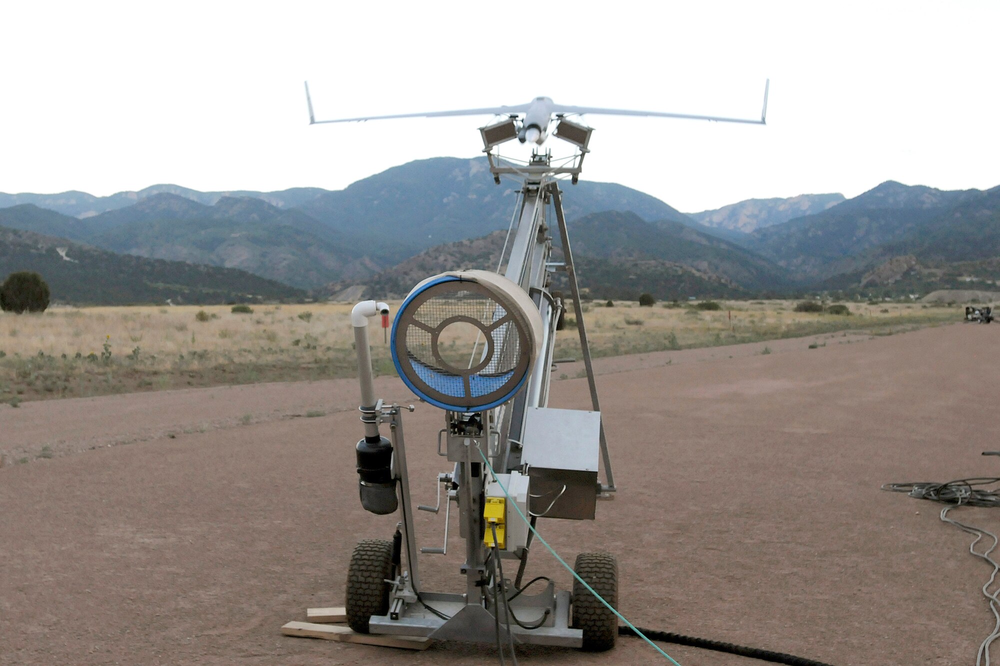 U.S. Air Force Academy cadets launch a Scan Eagle, a remotely piloted aircraft, July 6, 2010, at Fort Carson, Colo. Each student operated the Scan Eagle during six 40-minute training periods of actual flight. (U.S. Air Force photo/Bill Evans)