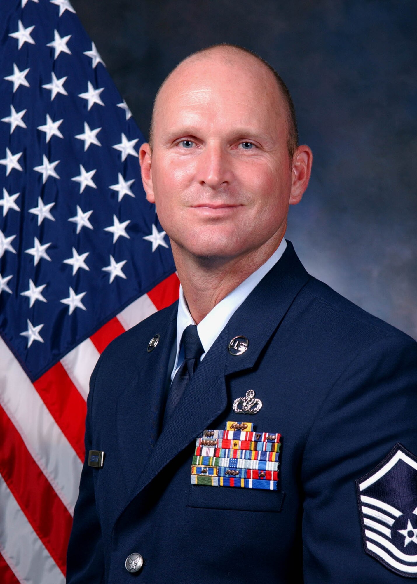 Master Sgt. Jason Ledbetter is the Senior Noncommissioned Officer of the quarter (Apr – Jun) 2010.  “I would like to credit my award to my wife and kids who constantly support me in everything I do,” said Master Sgt. Ledbetter.
