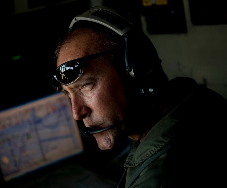 Spill Buster Reserve S Aerial Spray Specialists Assist With Oil Cleanup Effort Citizen Airman Magazine Features