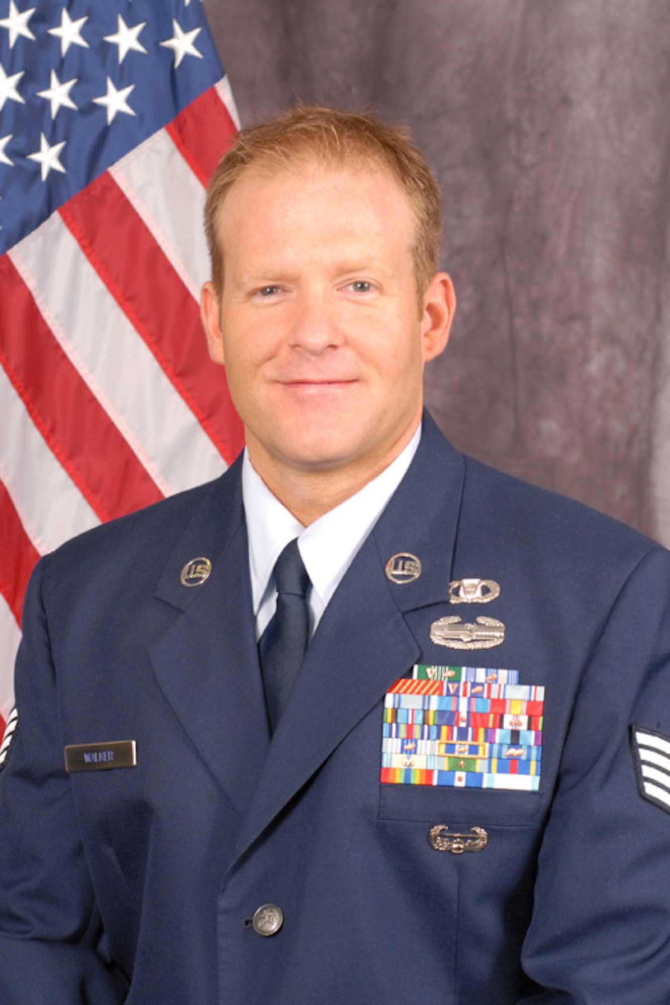 Air Force Staff Sgt. Kenny Walker, a tactical air control party Airman from
the Washington National Guard's 116th Air Support Operations Squadron is one
of the Air Force 12 Outstanding Airmen of the Year for 2010 and the Air
National Guard's 2010 Noncommissioned Officer of the Year. 
