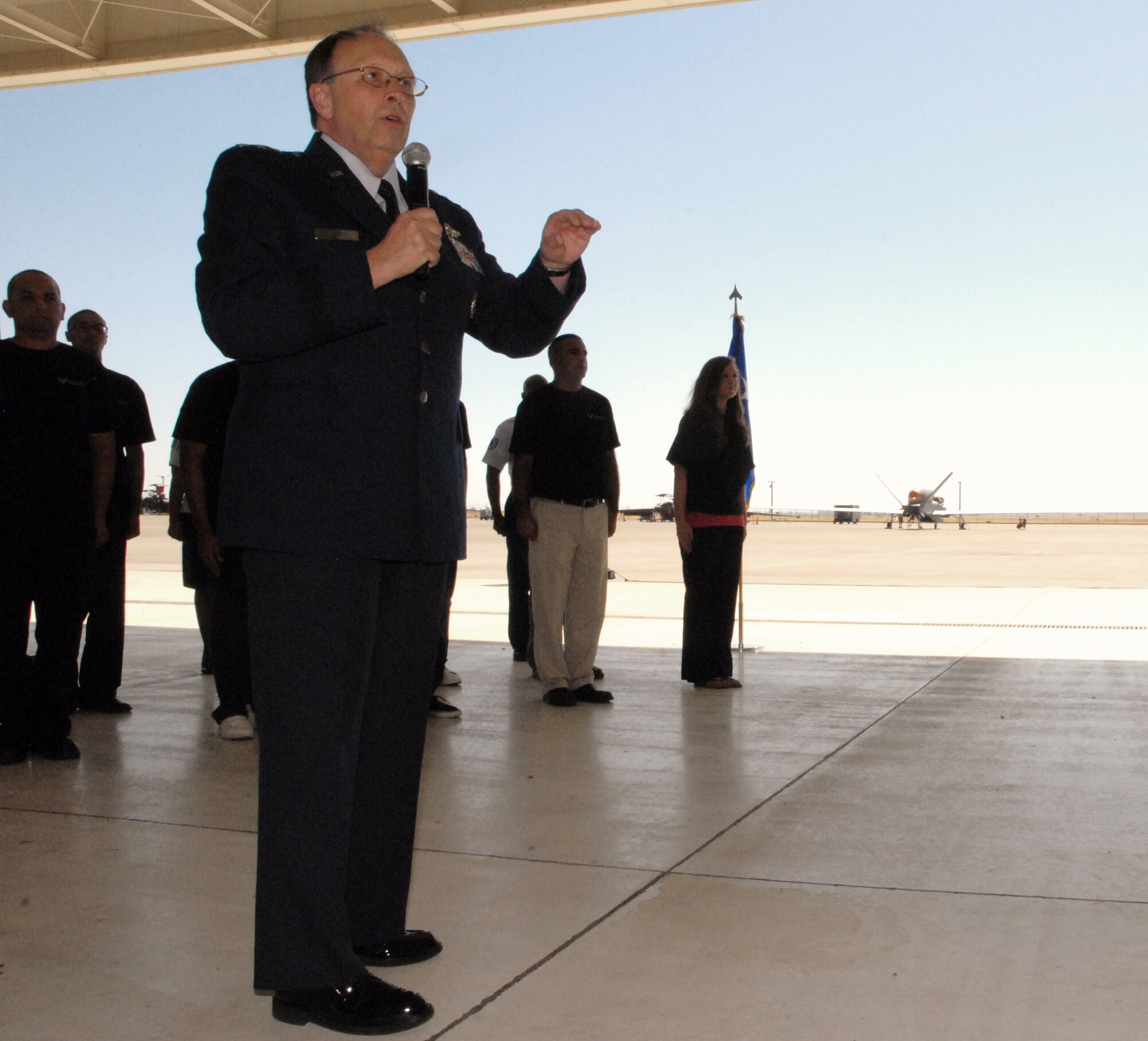 General Stenner gave a speech to the families of the new recruits during his visit in July.