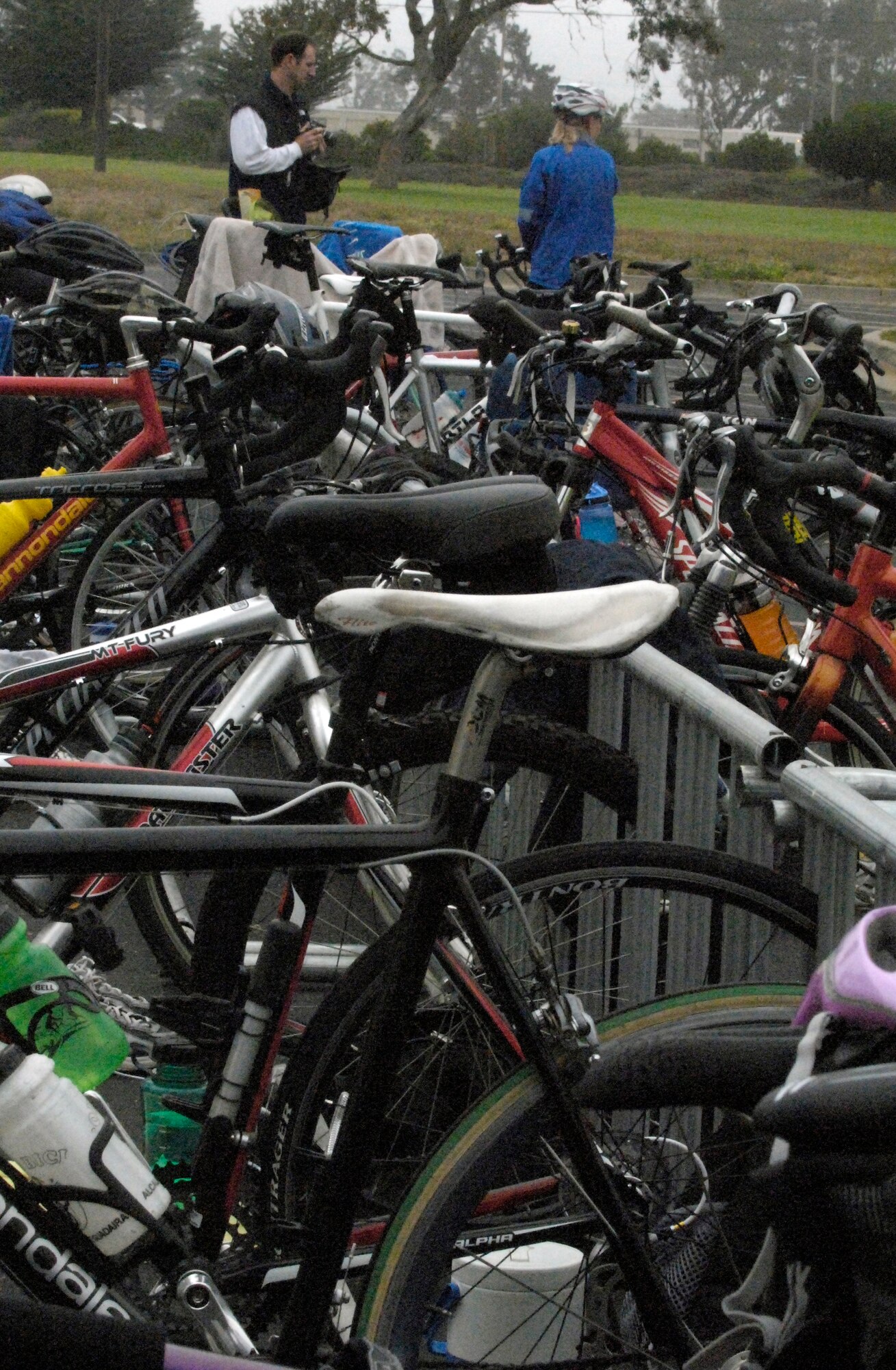 VANDENBERG AIR FORCE BASE, Calif. – Full bike racks line the parking lot outside the base pool during the swimming portion of the base’s annual triathlon here Saturday, Aug. 7, 2010. The triathlon, hosted by the base fitness center, is a friendly competition open to both civilian and military personnel. (U.S. Air Force photo/Airman 1st Class Lael Huss)


