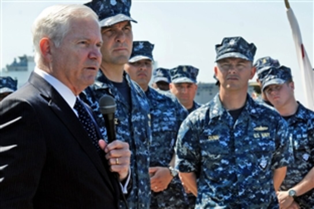 U.S. Defense Secretary Robert M. Gates talks to the crew aboard the USS Higgins in San Diego, Aug 12, 2010. The destroyer, recently returned from an around-the-world deployment, was the first ship to arrive in Haiti, following a 7.0 magnitude earthquake in January 2010.